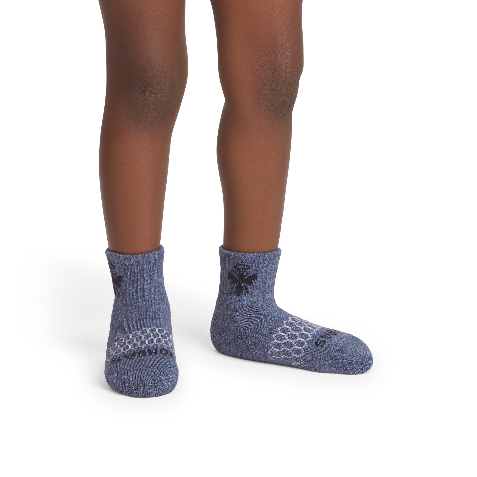 official-bombas::10122-oysterblue-pebble-toddler-unisex-onmodel-2-transparent.png