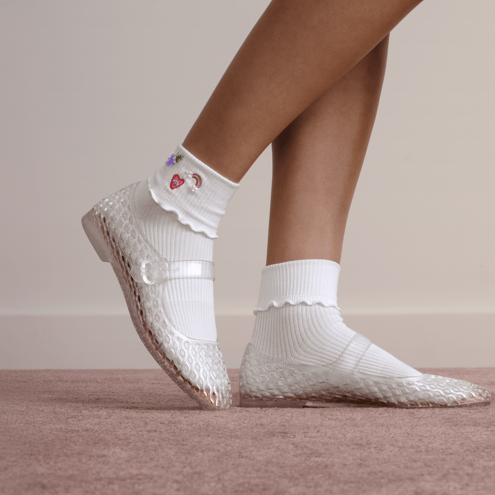 Lightweight Ribbed Quarter Socks - white cherry [LIFESTYLE] [10350]