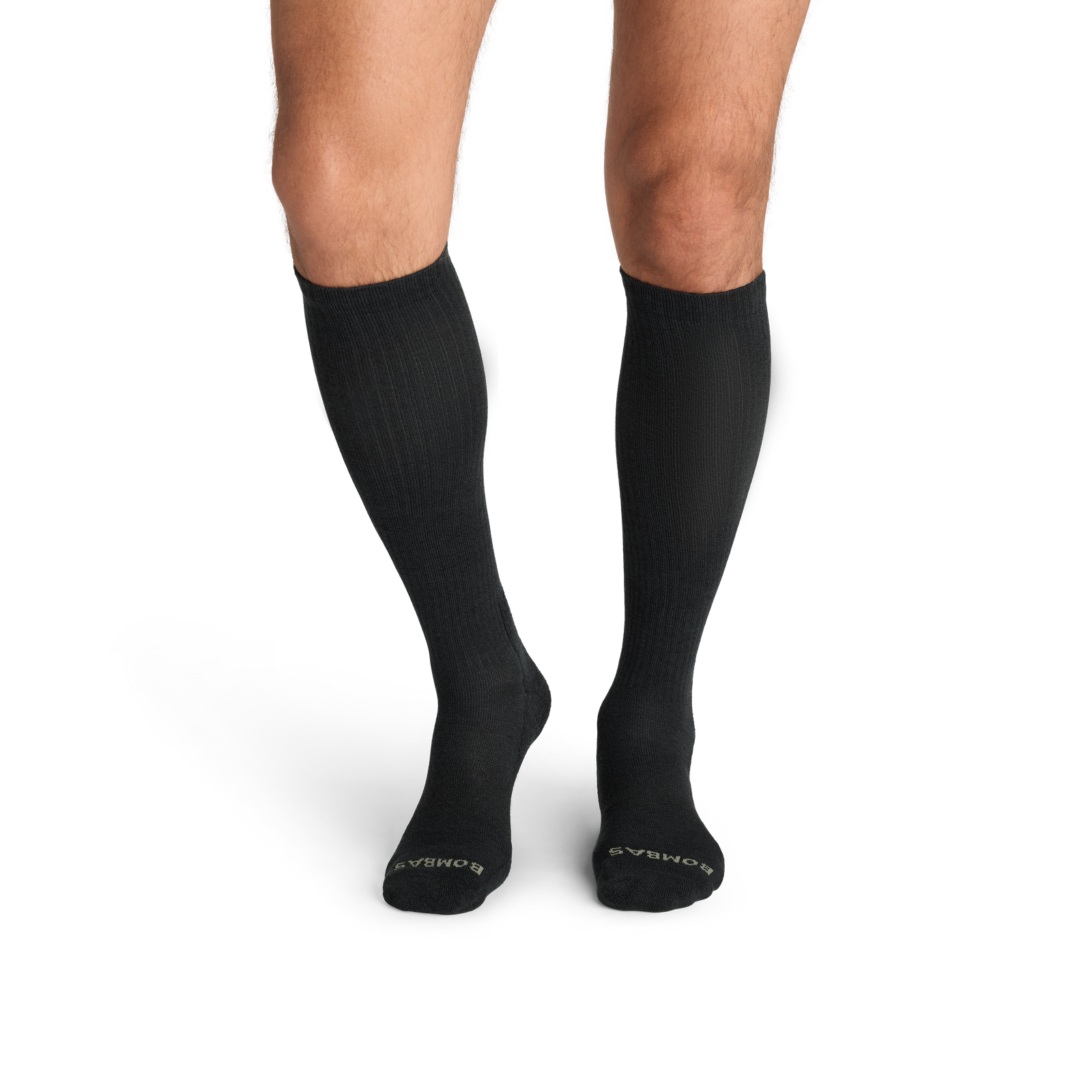 official-bombas::10387-black-sagebrush-adult-male-onmodel-2-transparent-_1_.png
