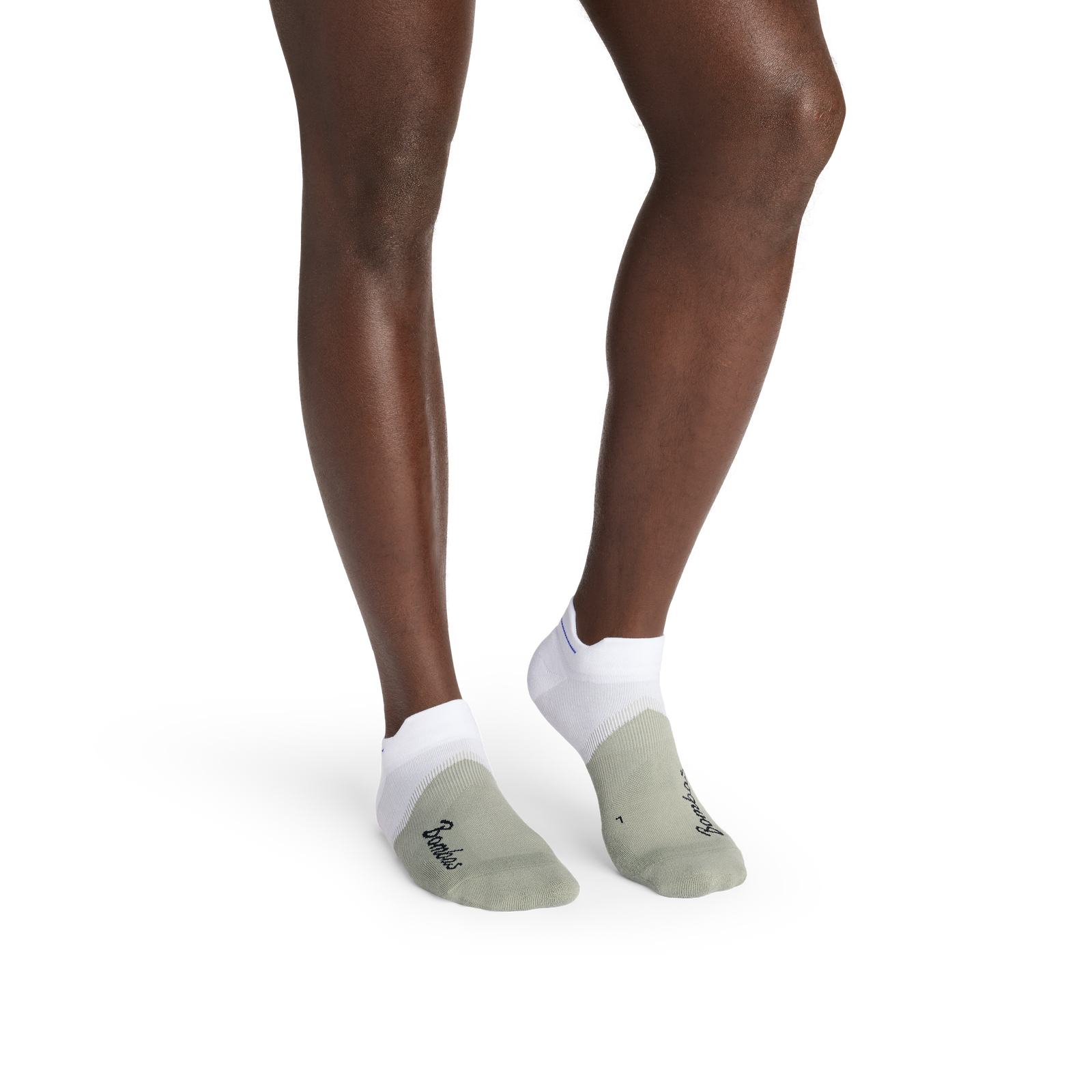 official-bombas::10449-white-sagebrush-adult-male-onmodel-2-transparent.png