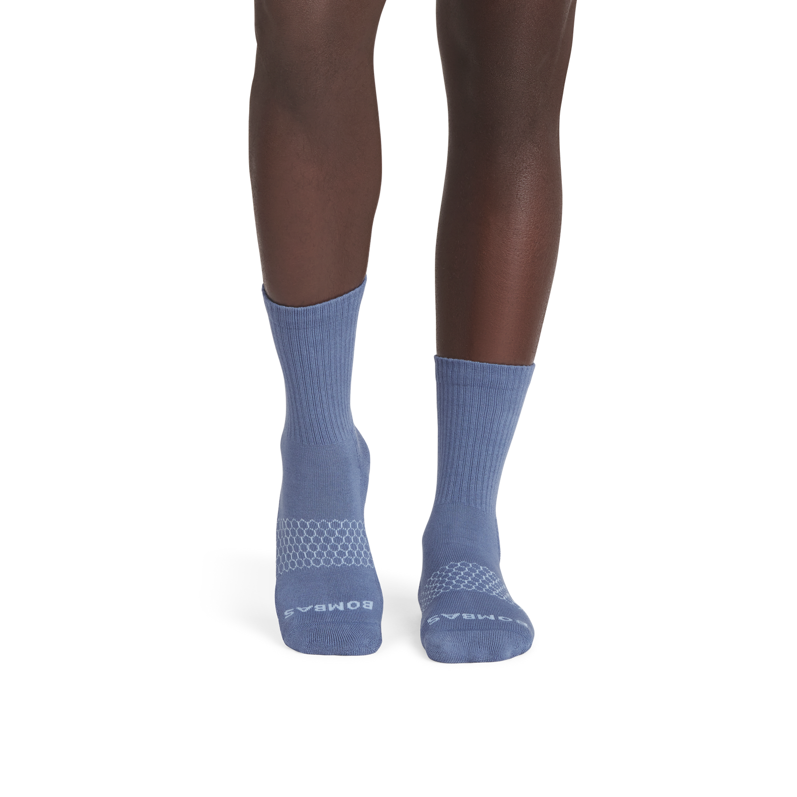 official-bombas::7865-bluesmoke-cloudblue-adult-male-onmodel-2-transparent.png