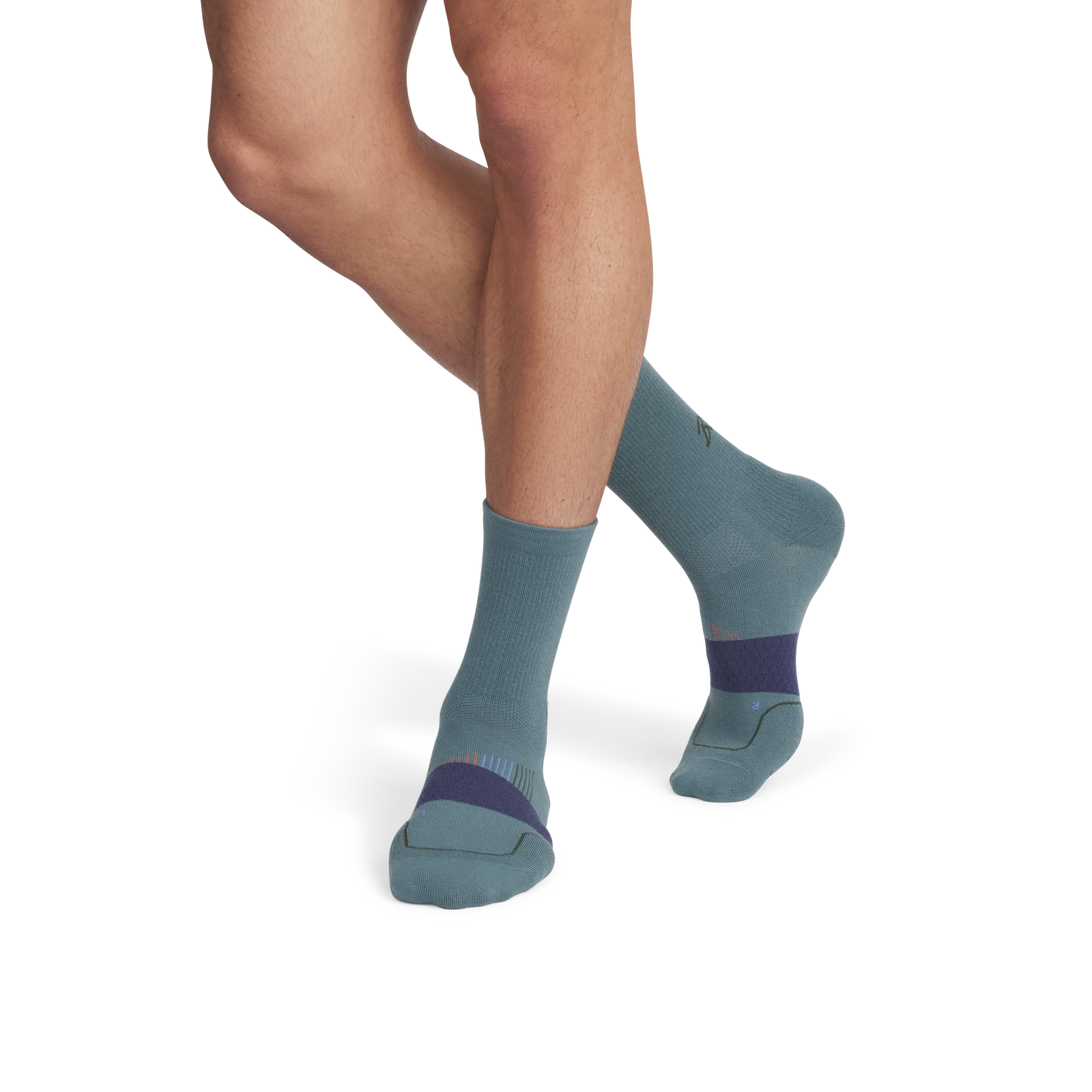 official-bombas::8570-greysurf-adult-male-2-transparent.png