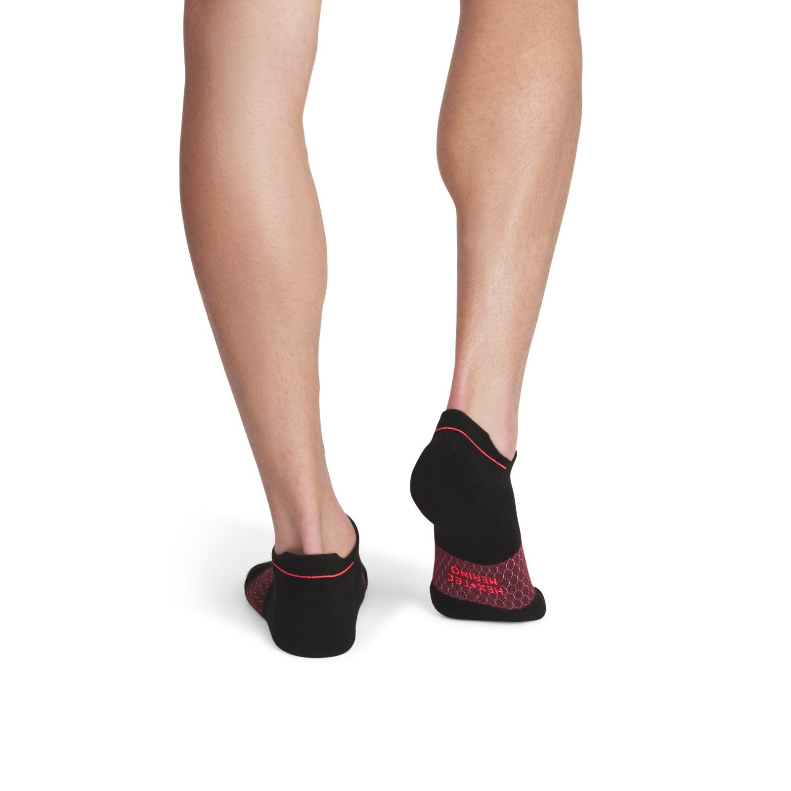 official-bombas::8828-black-adult-male-onmodel-2-transparent.png