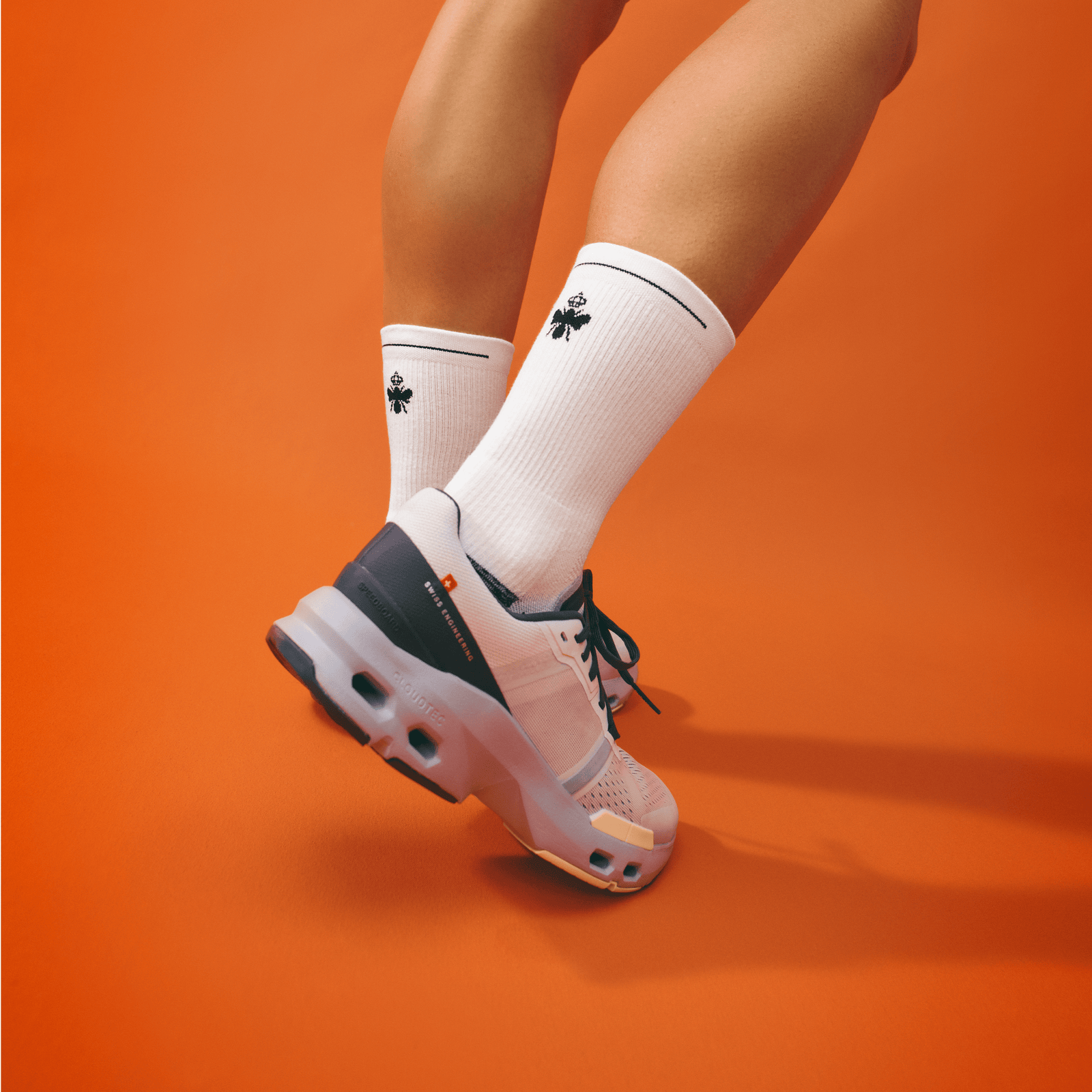 Running Half Calf - White - MO [8721] [Lifestyle]