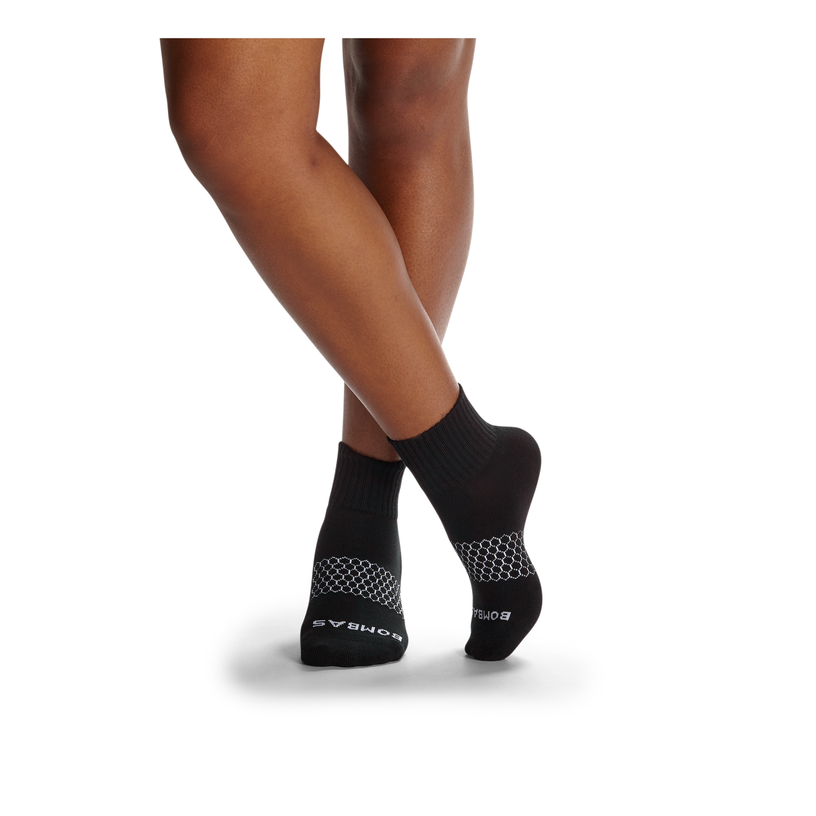 official-bombas::black-onmodel-1-transparent.png