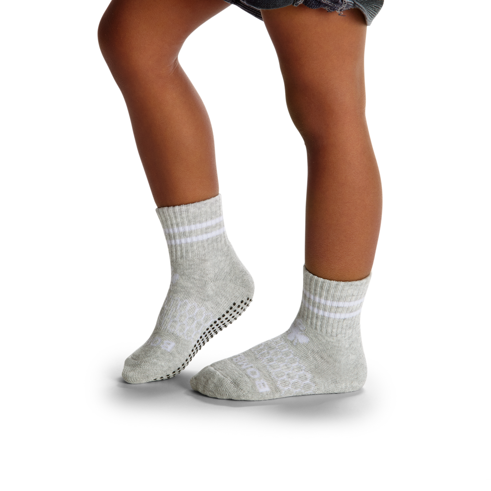 official-bombas::originals-mix-onmodel-2-transparent.png